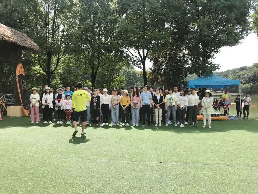 远程监控,报警巡逻,清机加钞,清分整点,凭证寄库,头寸箱寄库,商铺安保,智能家居 远程监控,报警巡逻,清机加钞,清分整点,凭证寄库,头寸箱寄库,商铺安保,智能家居