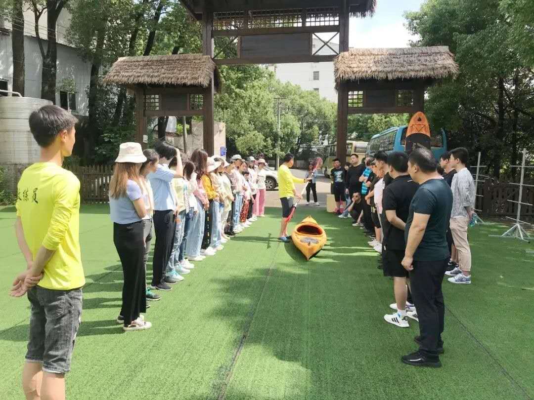 远程监控,报警巡逻,清机加钞,清分整点,凭证寄库,头寸箱寄库,商铺安保,智能家居 远程监控,报警巡逻,清机加钞,清分整点,凭证寄库,头寸箱寄库,商铺安保,智能家居