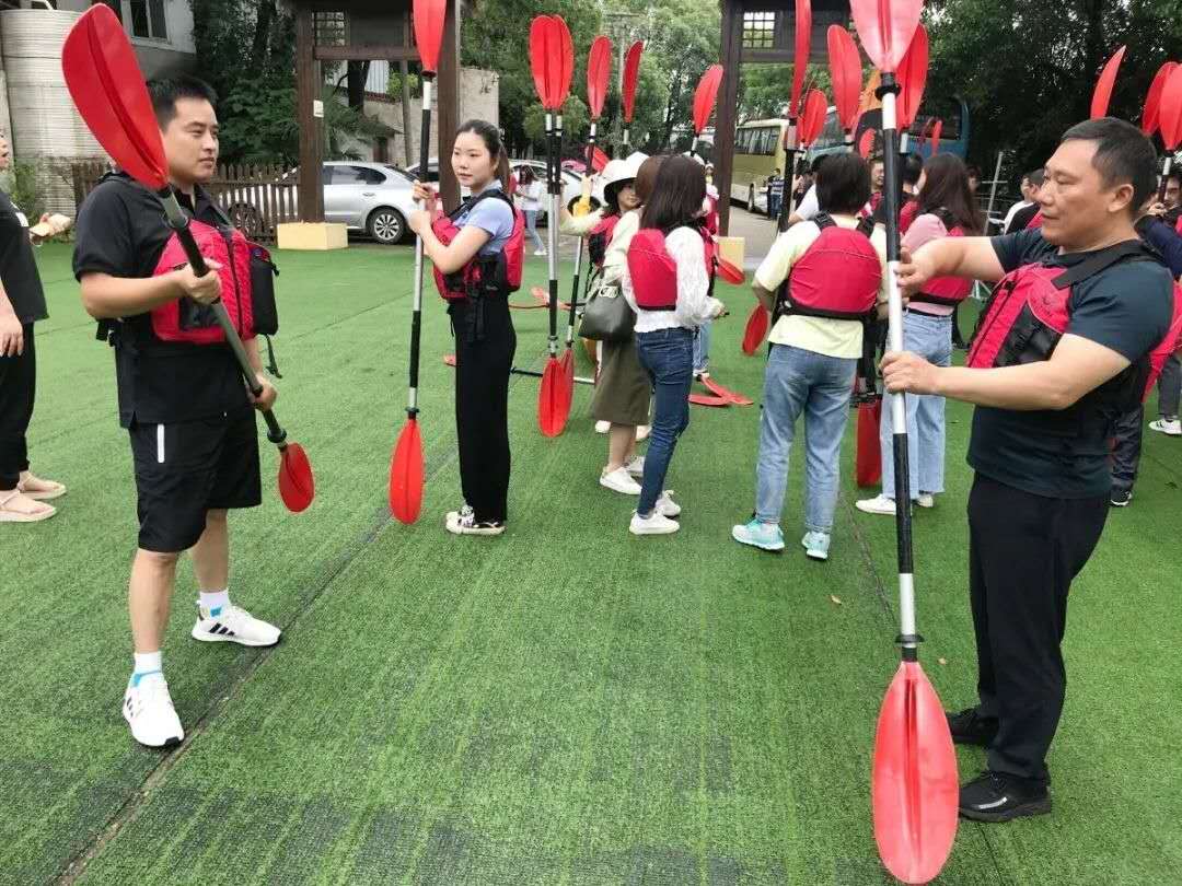 远程监控,报警巡逻,清机加钞,清分整点,凭证寄库,头寸箱寄库,商铺安保,智能家居 远程监控,报警巡逻,清机加钞,清分整点,凭证寄库,头寸箱寄库,商铺安保,智能家居